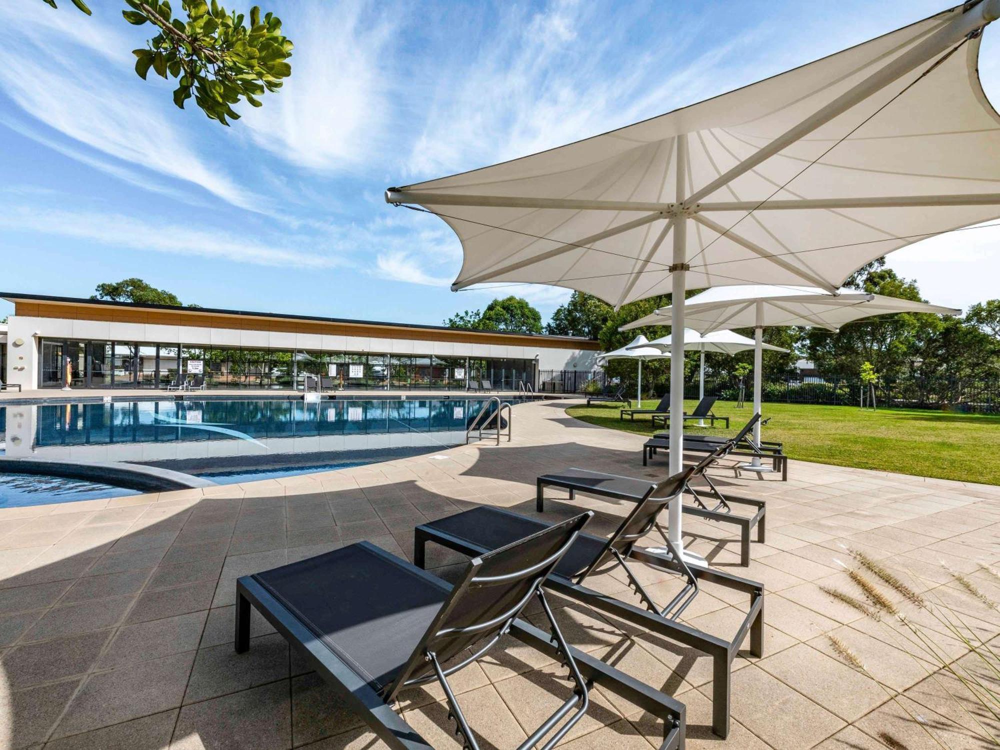 וויונג Mercure Kooindah Waters Central Coast מראה חיצוני תמונה
