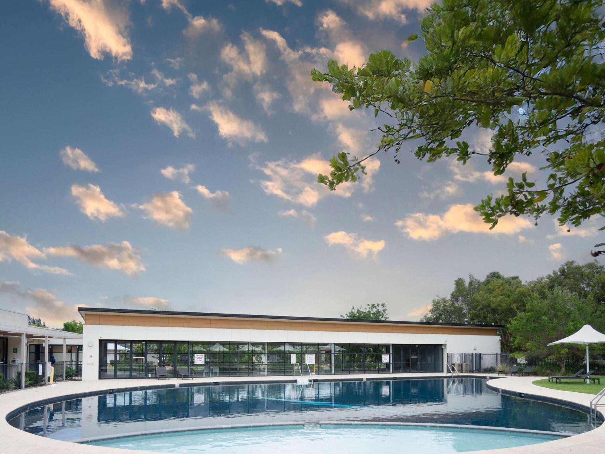 וויונג Mercure Kooindah Waters Central Coast מראה חיצוני תמונה